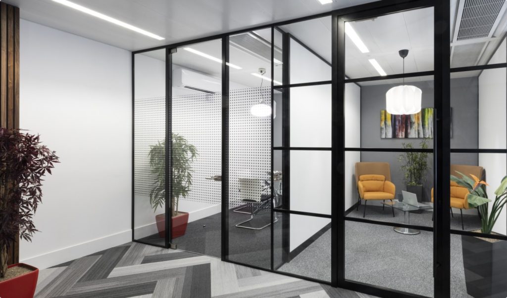 Innovativesolutionsforcommercialinteriors